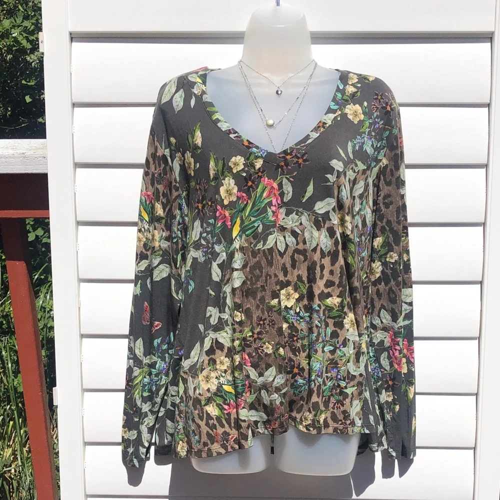 Johnny Was Olive Floral & Leopard Print V-Neck Long Sleeve Top - Picture 1 of 9